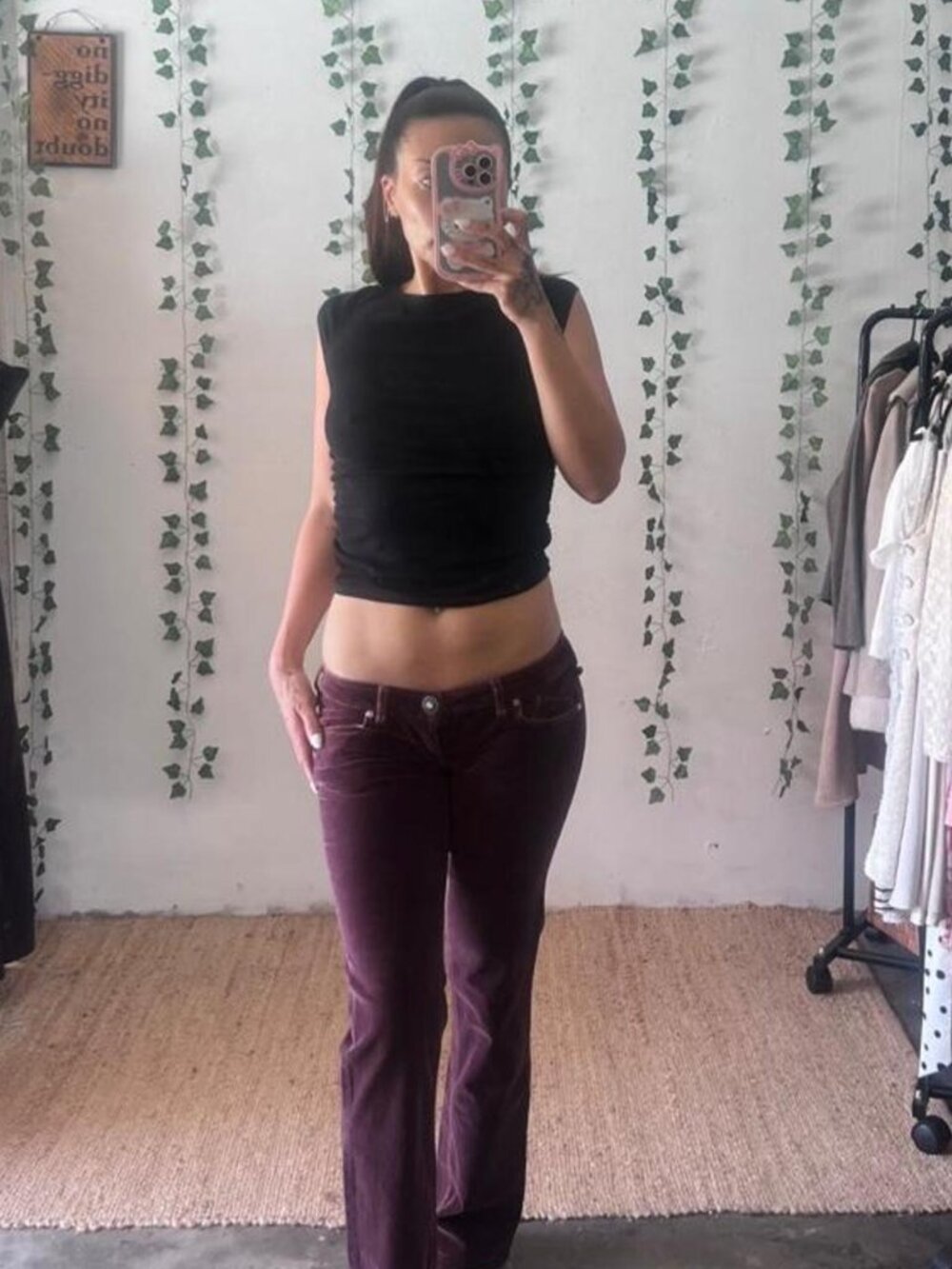 Y2K ultra lowrise Guess burgundy velvet flares size 27